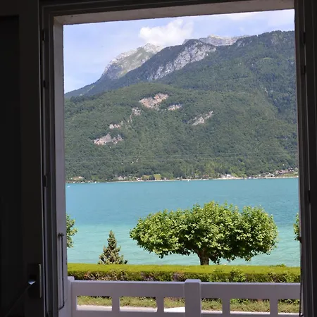 Apartment Le Coin Des Cygnes, Face Au D'annecy Avec Privee Doussard